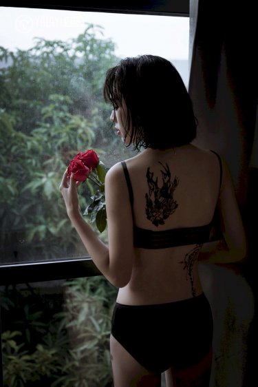 黑白森林粤语